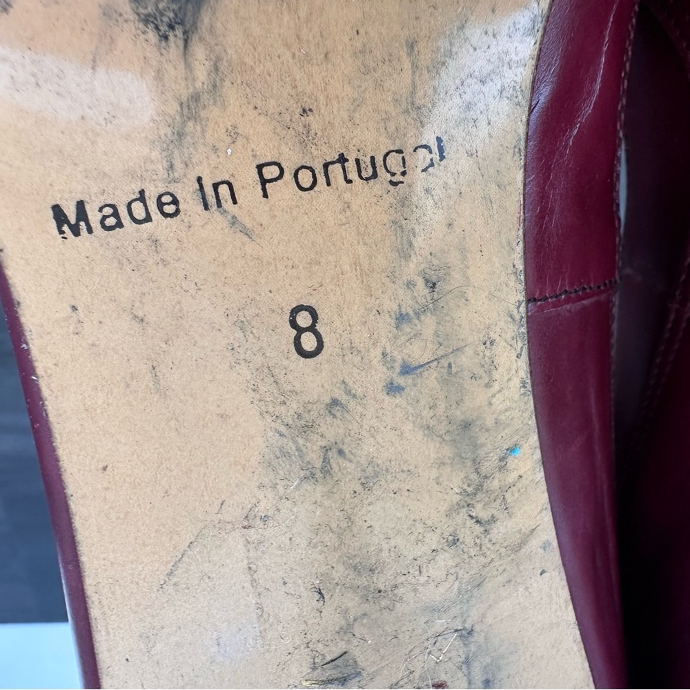 John Fluevog Women’s Teapots Sencha T Strap Leather Wooden Heels Burgundy 8 - Picture 10 of 10